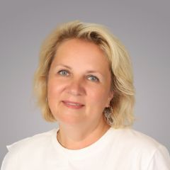 Столярова Марина